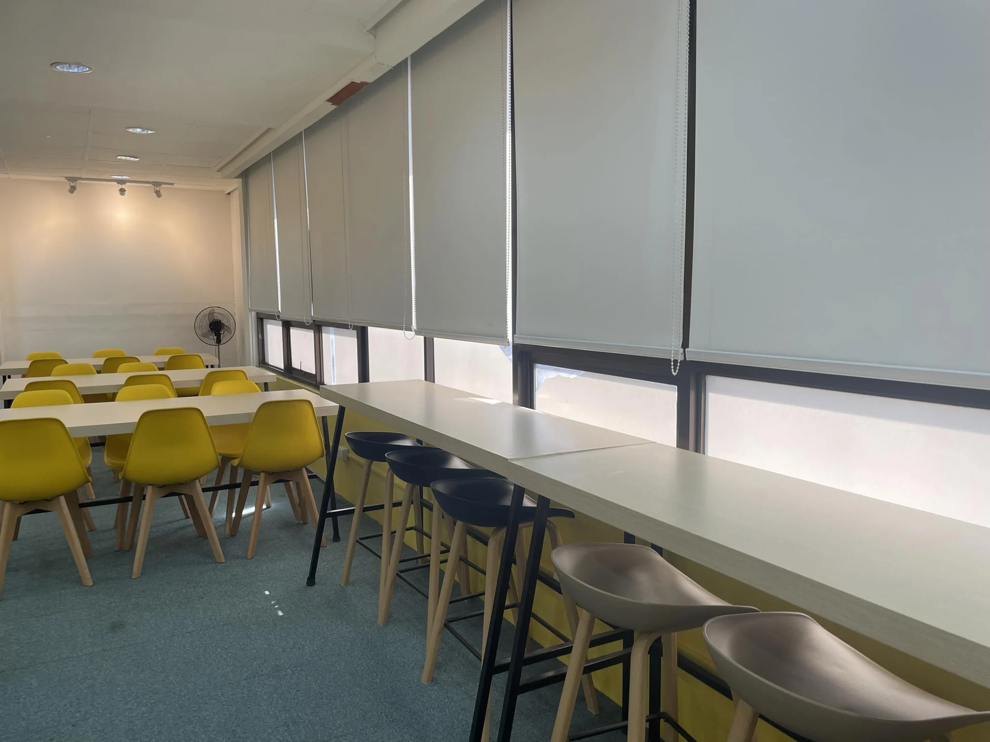 3D ACADEMY / Buffetお食事場所.jpg / Buffetお食事場所の画像情報と室内風景